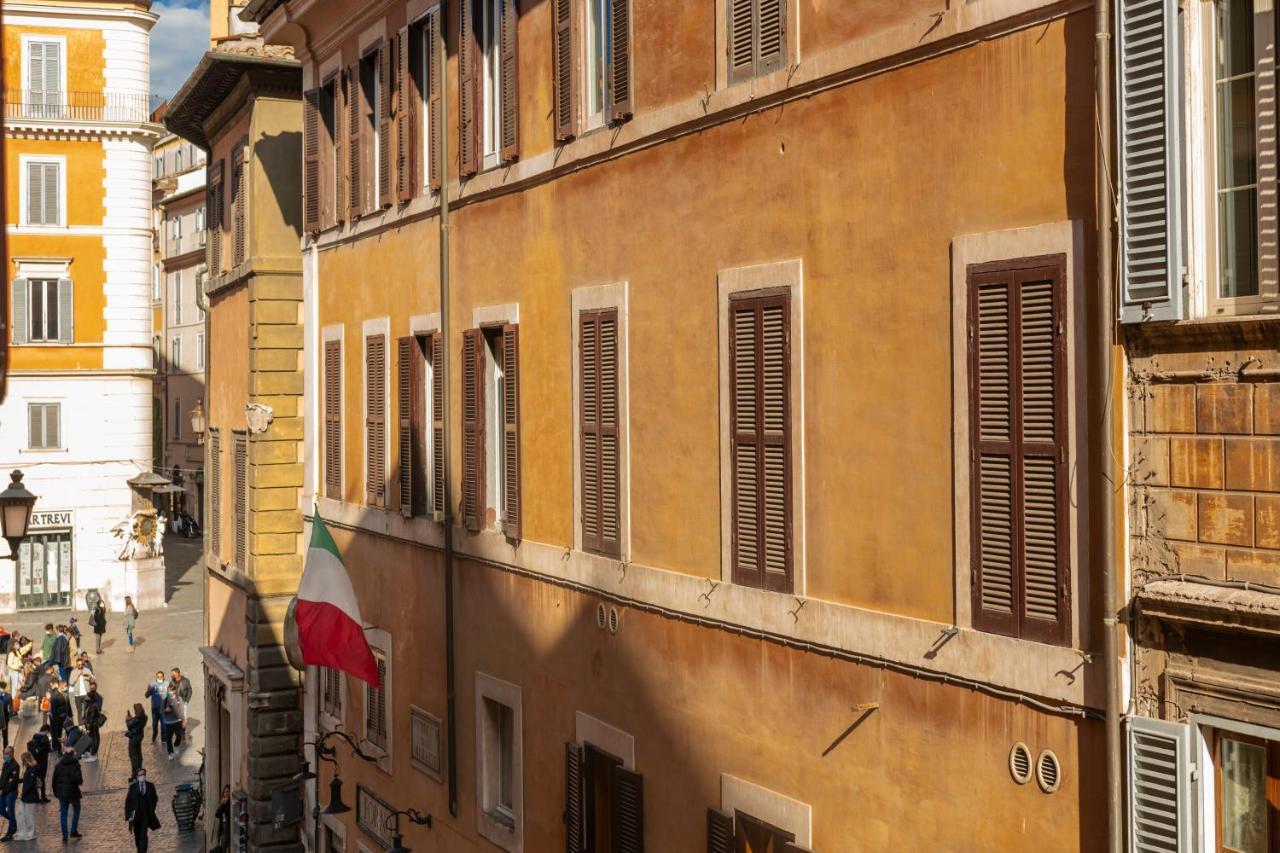 Lovely New Home, Fontana Di Trevi Rome Luaran gambar